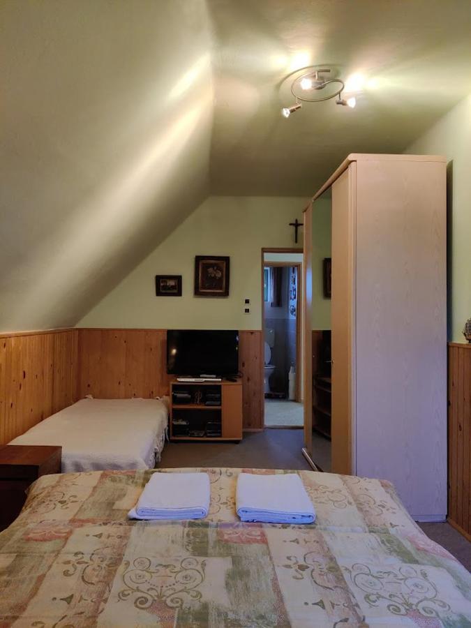 Szendergo - Apartman Hajos Pincefalu Exterior foto
